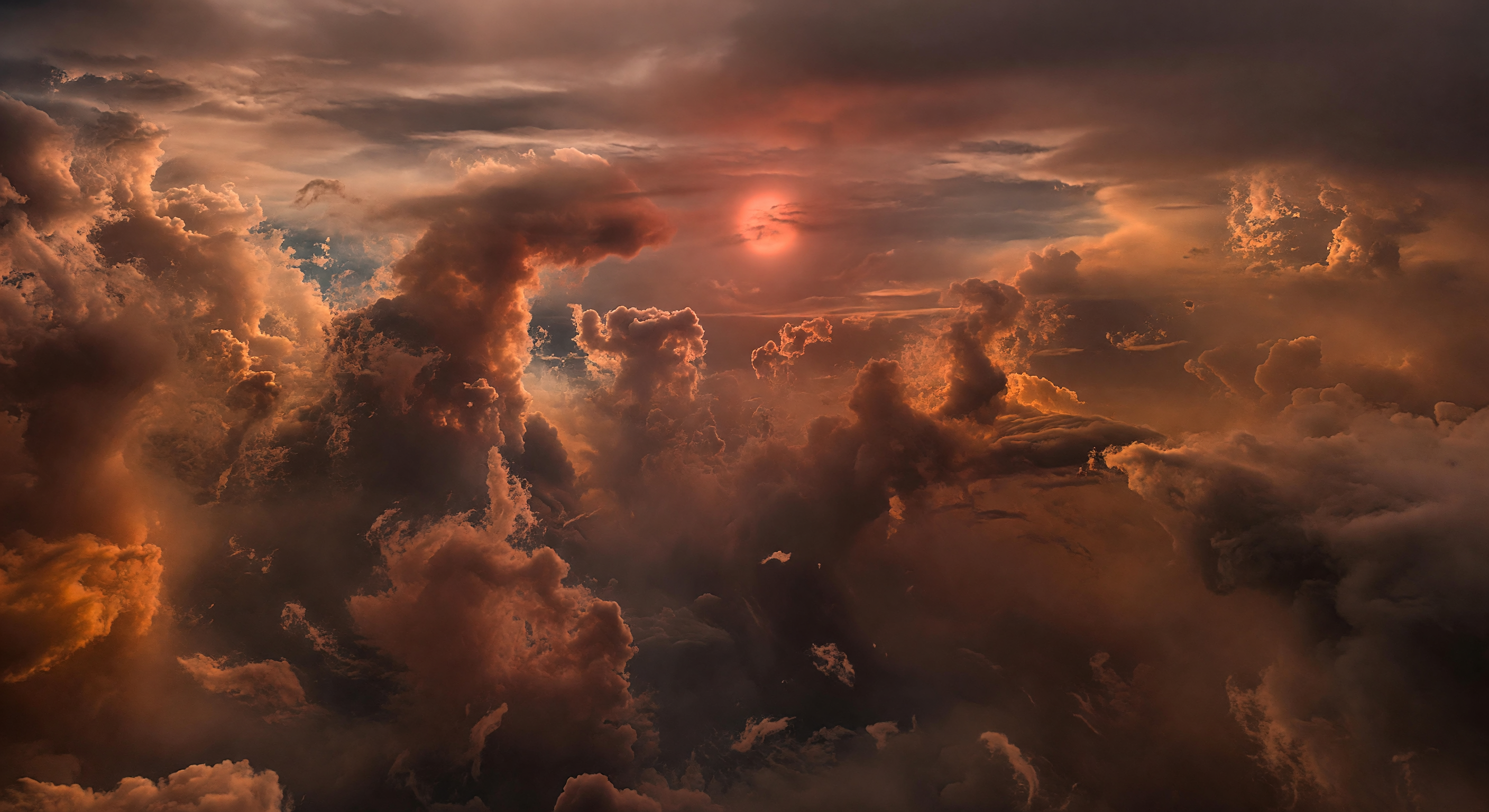Amber in de wolken